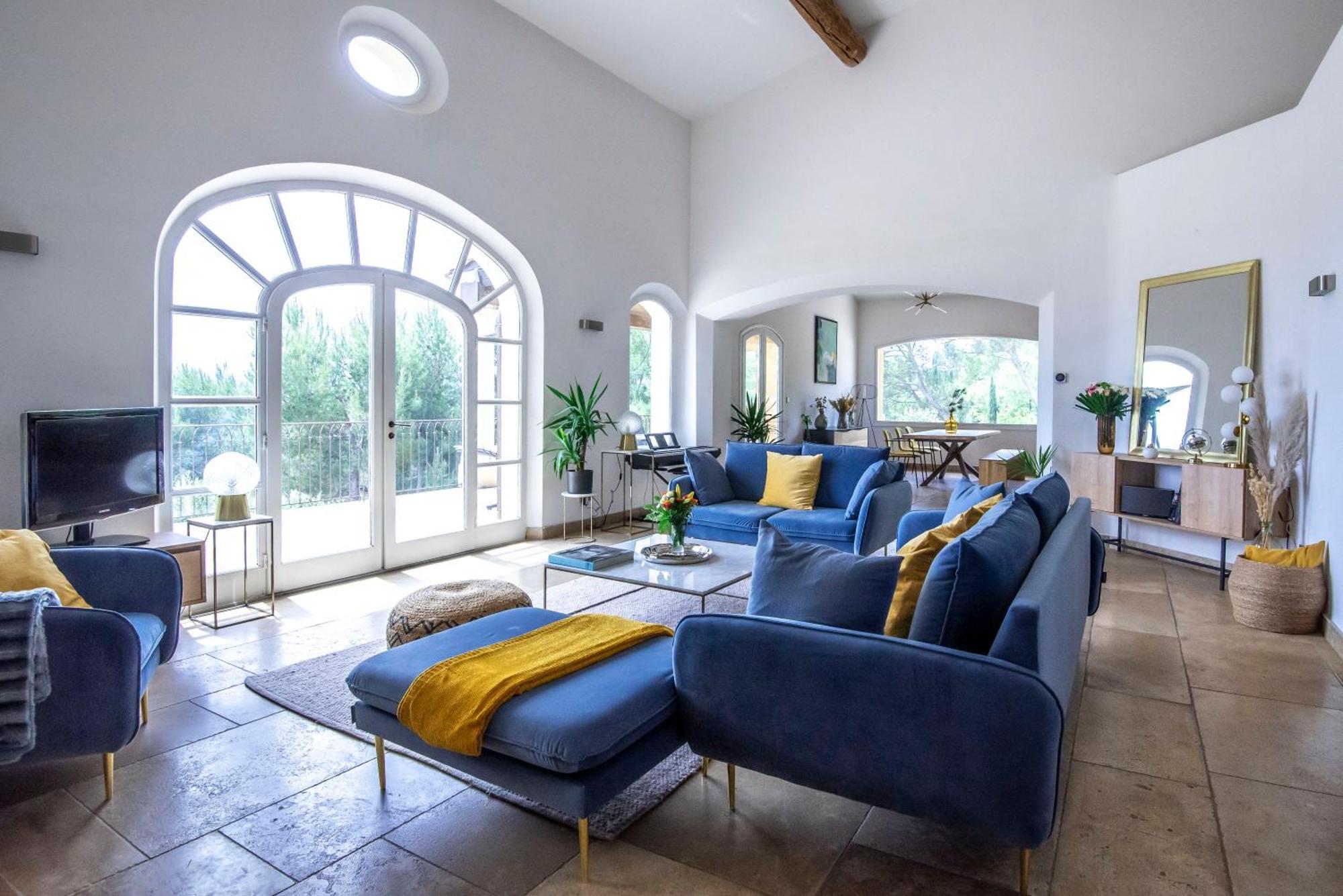 Villa Lumineuse Avec Piscine Clim 1Ere Etage Vue Panoramique Sur Les Montagnes Sur Le Site De La Sainte-Victoire Le Tholonet Zewnętrze zdjęcie